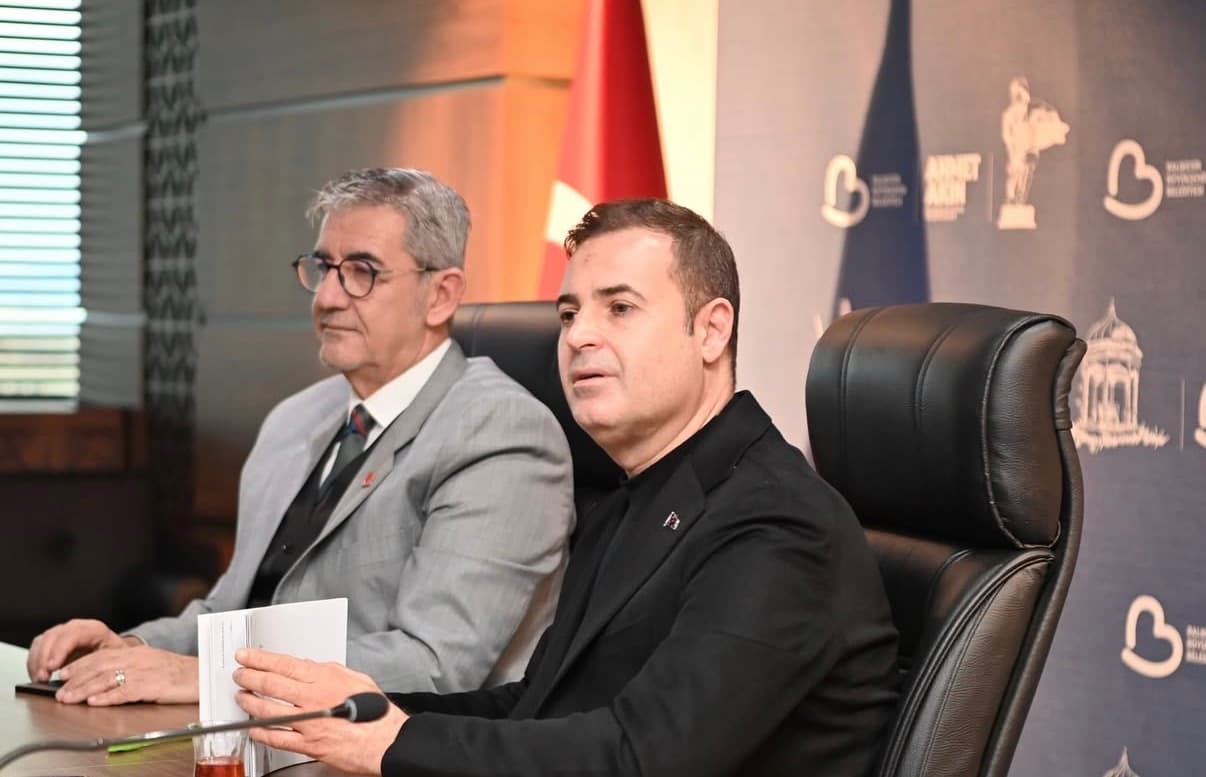 CHP Balıkesir Teşkilatından Başkan Ahmet Akın’a Ziyaret