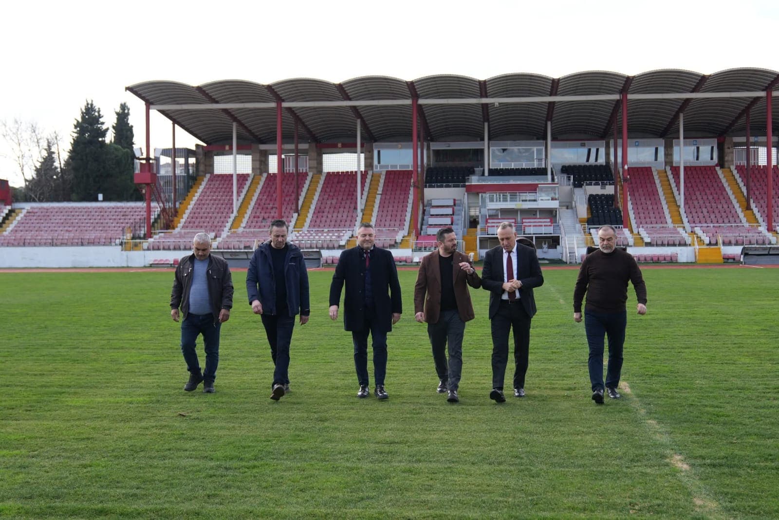 AK Parti’den Atatürk Stadı İçin Ankara Hamlesi: “Şampiyonluk Yürüyüşüne Yakışır Bir Stat Yapacağız”