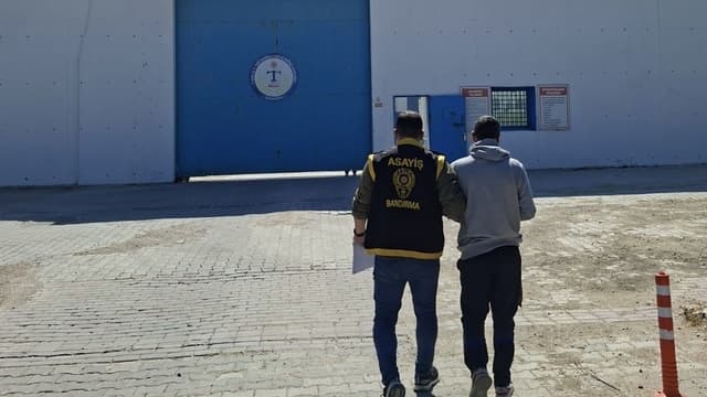 31 YIL HAPİS CEZASIYLA ARANIYORDU! BANDIRMA’DA YAKALANDI